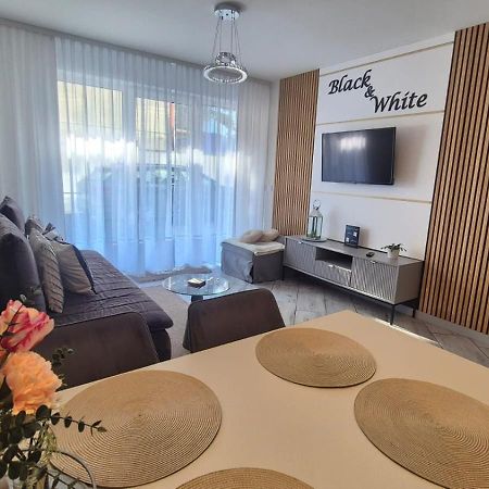 Apartament Black-White Mielno  Eksteriør bilde