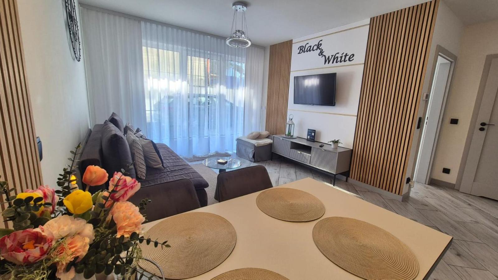 Apartament Black-White Mielno  Eksteriør bilde